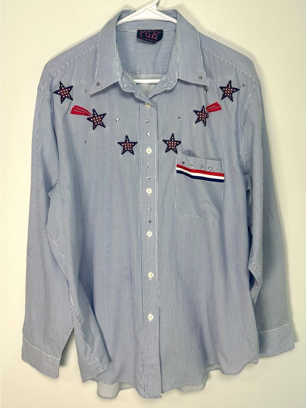 Vintage Striped Button-Down Shirt with Patriotic Star Appliqués Red White Blue L